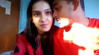 कोलकाता जवान लड़की का अपने प्रेमी के साथ सेक्स
