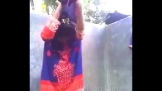 बांग्लादेशी लड़की का नंगा बाथरूम वीडियो