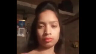 जवान इंडियन टीन लड़की चूत खोली सेल्फी में