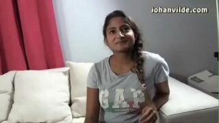 कश्मीरी देसी गर्ल की विदेशी बॉय से हार्डकोर छूट चुदाई